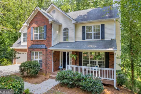 4080 Fawn Valley Dr, Loganville, GA 30052