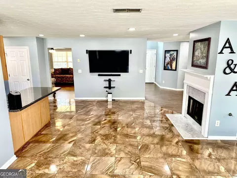 412 Lamont Ln, Hampton, GA 30228 photo 8