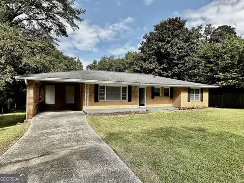 416 Pine Valley Dr, Warner Robins, GA 31088 photo 2