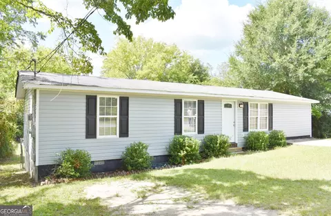 54 Myrtle Dr, Roberta, GA 31078 photo 3