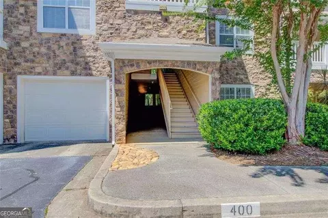 403 Pembrooke Cir #403, Alpharetta, GA 30004
