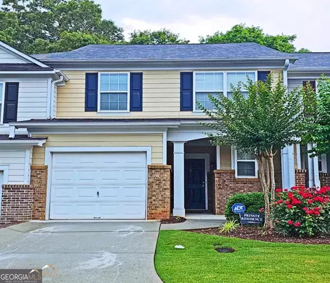 1049 Crown Blvd, Stone Mountain, GA 30083