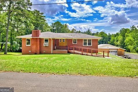 96 Alder Dr, Newnan, GA 30263