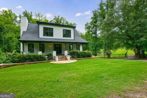 1414 Azalea Dr, Lawrenceville, GA 30043