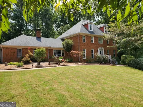 2338 Scarlett Walk, Stone Mountain, GA 30087
