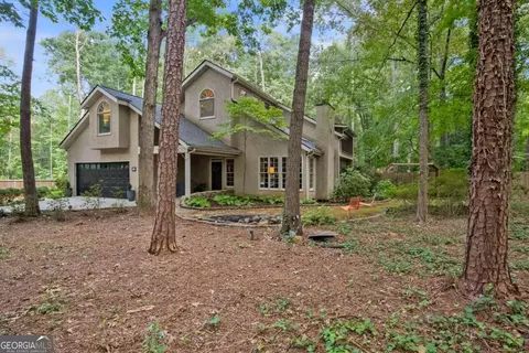 715 Robert Way, Powder Springs, GA 30127