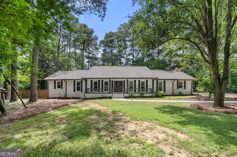 355 Houze Way, Roswell, GA 30076