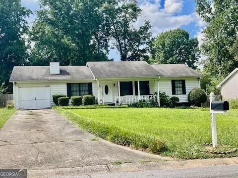 2981 Hillwood Dr, Lawrenceville, GA 30044