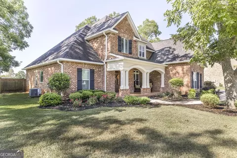 216 Stacy Ln, Warner Robins, GA 31088