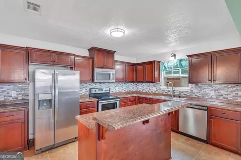 137 Whitaker Way, Midway, GA 31320 photo 9