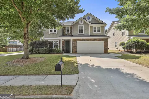 35 Brookview Dr, Newnan, GA 30265