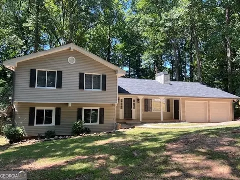 3147 Pequea Dr, Lithonia, GA 30038