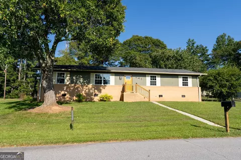 241 Price St, Bremen, GA 30110