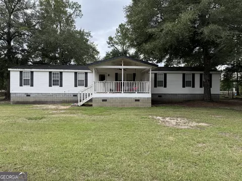 203 River Oak Dr, Bloomingdale, GA 31302