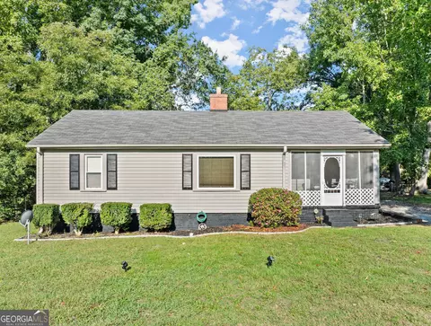 360 Ty Cobb St, Royston, GA 30662