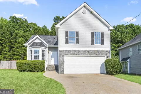 4020 Robin Cir, Atlanta, GA 30349