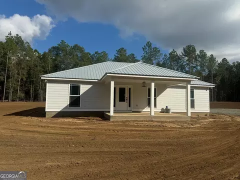 82 Starhead Ln, Vienna, GA 31092