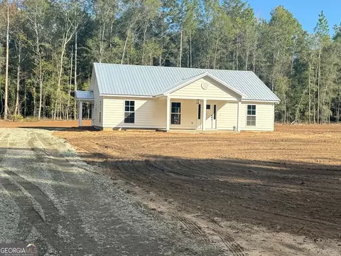 46 Starhead Ln, Vienna, GA 31092