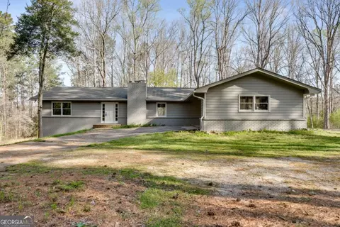 788 Prickett Ln, Douglasville, GA 30134