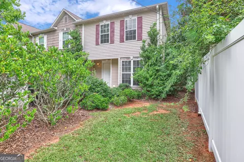 110 Dixie Ct, Lagrange, GA 30240
