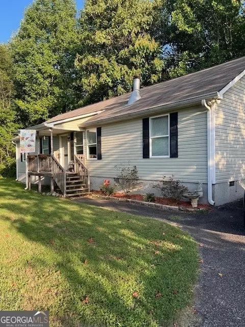 300 Robin Hood Dr, Murrayville, GA 30564