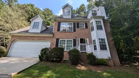 8512 Donald Rd, Snellville, GA 30039