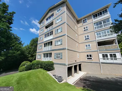 121 River St UNIT 2B, Hiawassee, GA 30546