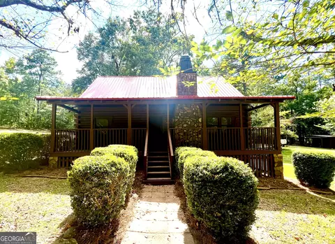 174 Deer Creek Cir, Gray, GA 31032