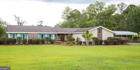 97 Andrea St, Baxley, GA 31513
