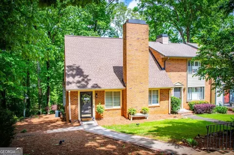 122 Millstream Ct, Carrollton, GA 30117