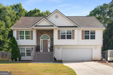 530 Hemlock Dr, Winder, GA 30680