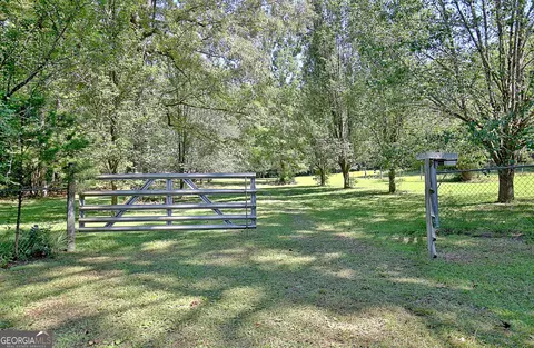 Exterior - 348 Huckaby Rd, Brooks, GA 30205 photo 35 of 38