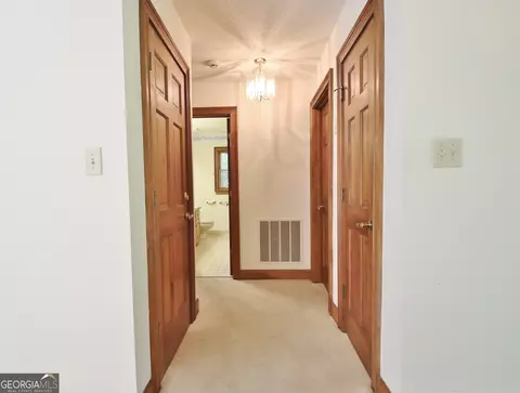 Entry Way - 348 Huckaby Rd, Brooks, GA 30205 photo 4 of 8