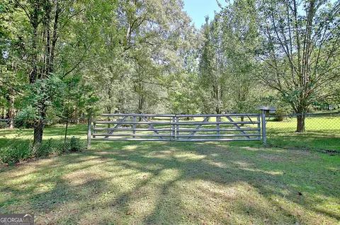 Exterior - 348 Huckaby Rd, Brooks, GA 30205 photo 34 of 38