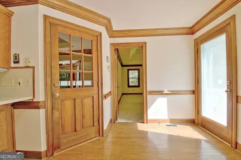 Entry Way - 348 Huckaby Rd, Brooks, GA 30205 photo 3 of 8