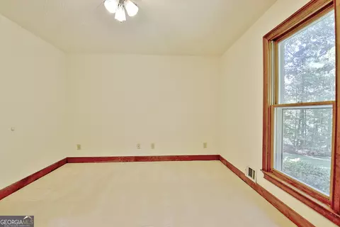 Bedroom - 348 Huckaby Rd, Brooks, GA 30205 photo 7 of 10