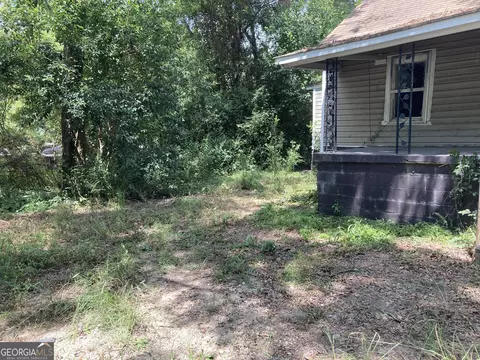 129 Annie M Harris Dr, Barnesville, GA 30204 photo 3