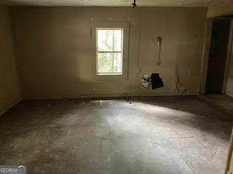 129 Annie M Harris Dr, Barnesville, GA 30204 photo 5