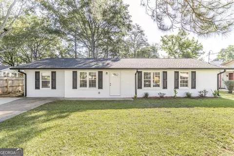 106 W Imperial Cir, Warner Robins, GA 31093