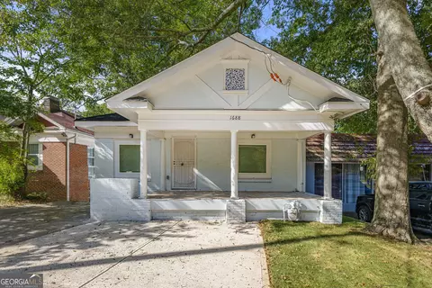 1688 Connally Dr, East Point, GA 30344