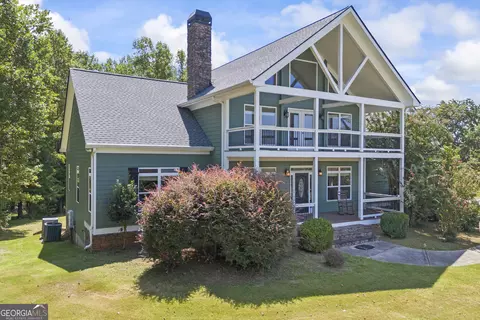 1426 Pea Ridge Rd, Cornelia, GA 30531