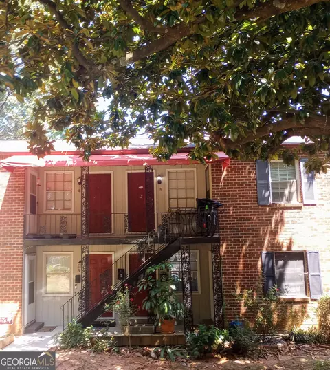 2427 Lawrenceville Hwy #B4, Decatur, GA 30033