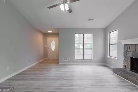 90 Mountain Ct, Covington, GA 30016 photo 2