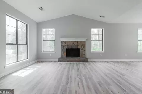 90 Mountain Ct, Covington, GA 30016 photo 3