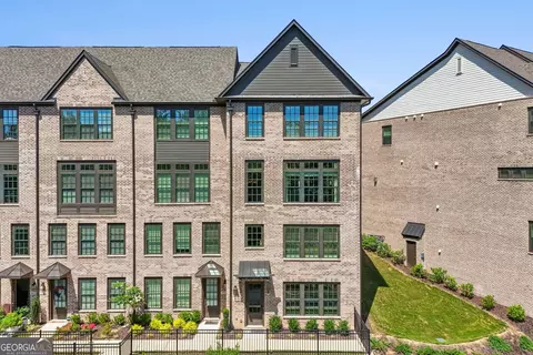 6711 Prelude Dr, Atlanta, GA 30328