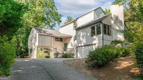 4166 Edinburgh Trl NE, Roswell, GA 30075