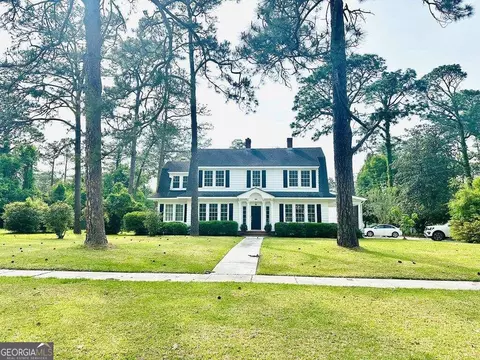 1015 Satilla Blvd, Waycross, GA 31501