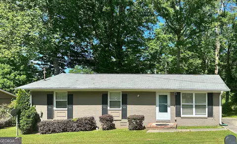 17 Westgate Park Dr, Newnan, GA 30263
