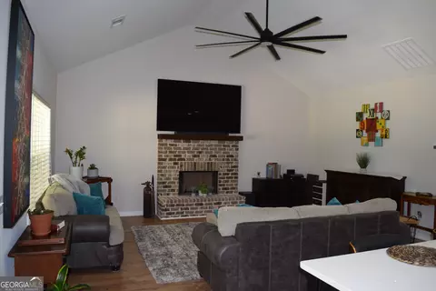 207 Millwood Ct, Lagrange, GA 30241 photo 12