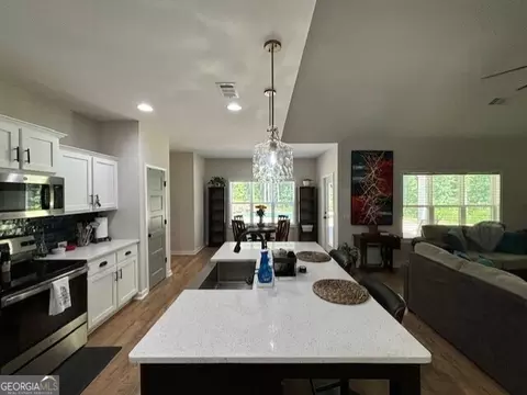 207 Millwood Ct, Lagrange, GA 30241 photo 4